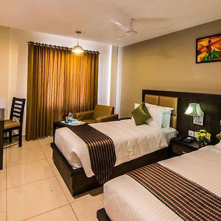 プラザ ホテルズ ティルティ Tiruchirappalli 部屋 写真