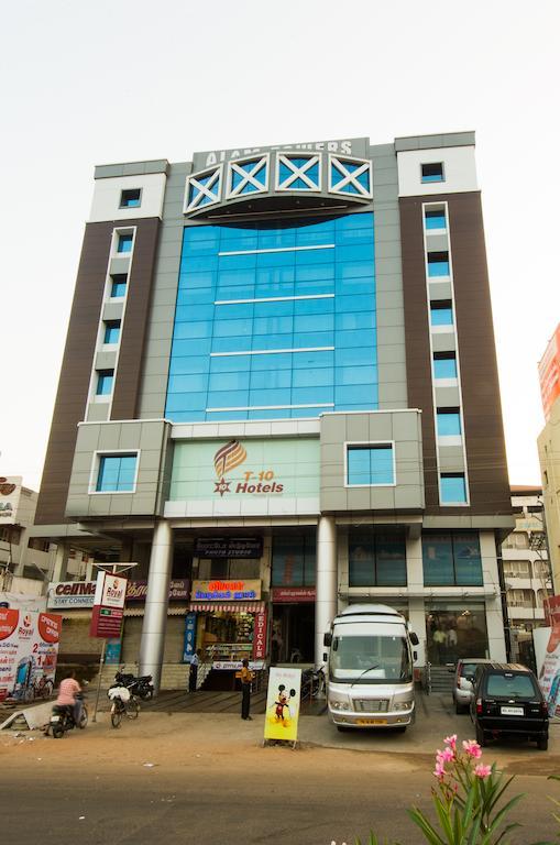 プラザ ホテルズ ティルティ Tiruchirappalli 部屋 写真