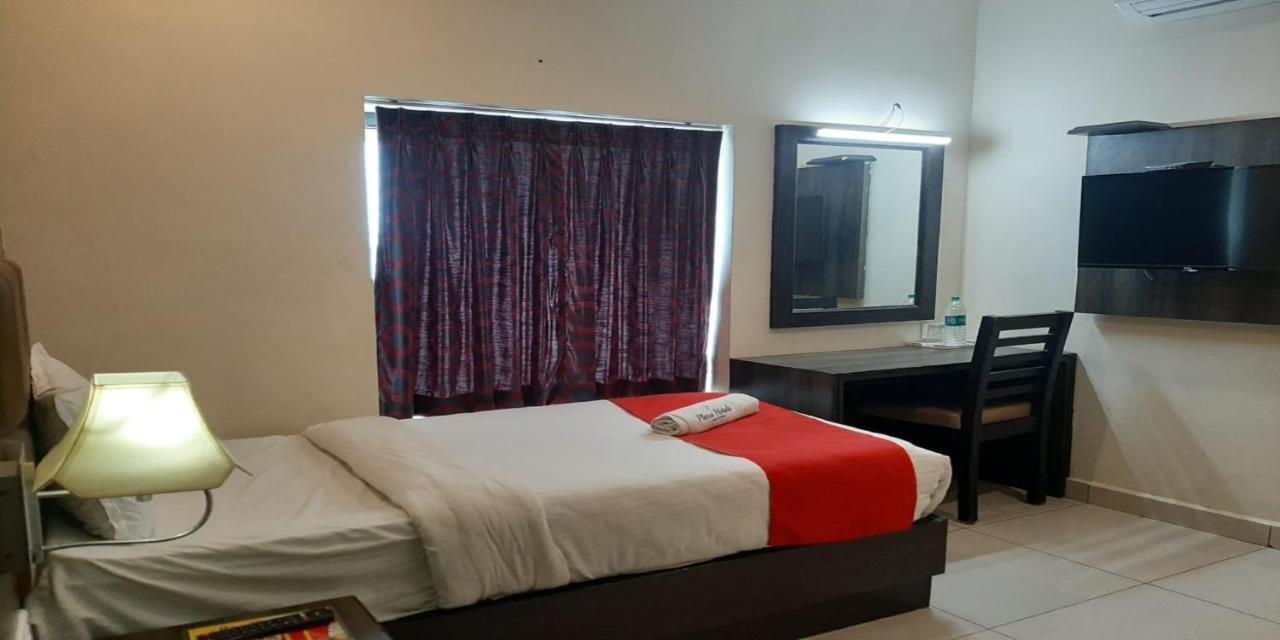 プラザ ホテルズ ティルティ Tiruchirappalli エクステリア 写真